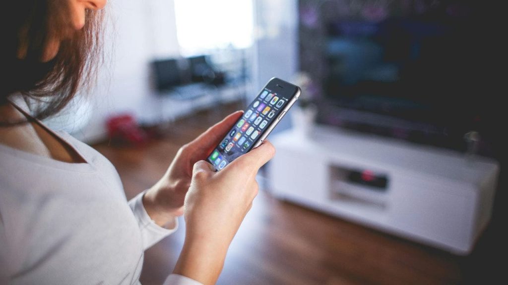 Voice Recognition Software Misinterprets 'Racist' as 'Trump' on iPhone