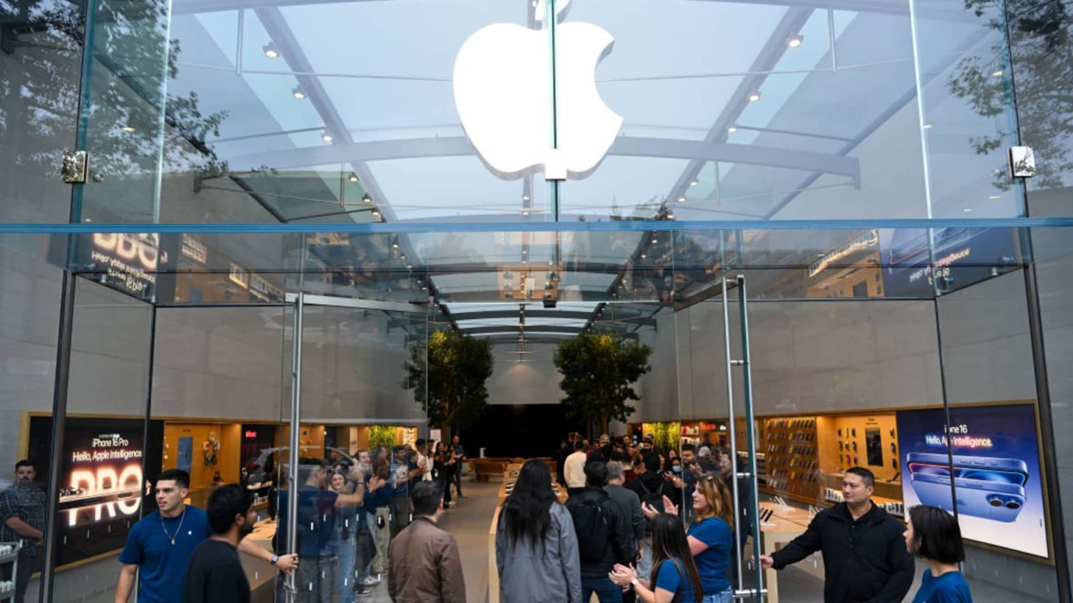 Apple will need to raise iPhone prices by 9% to offset Trump's tariffs, Bank of America says