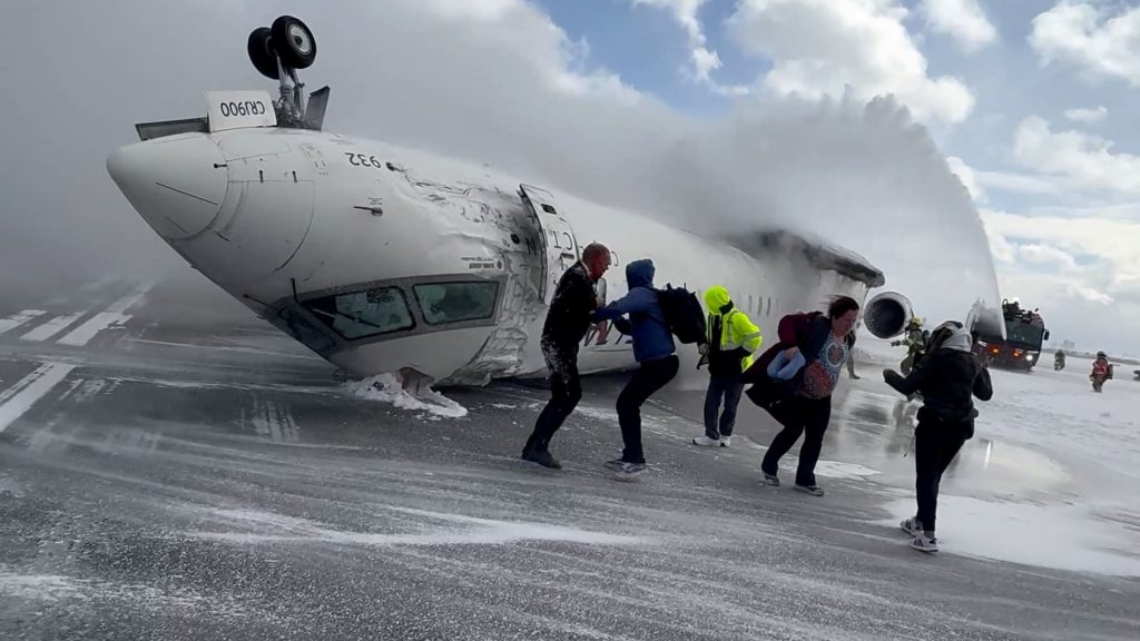 Delta plane crashes on landing at Toronto airport, all 80 aboard survive