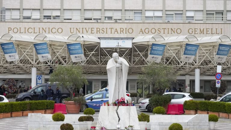 Vatican says pope has pneumonia in both lungs