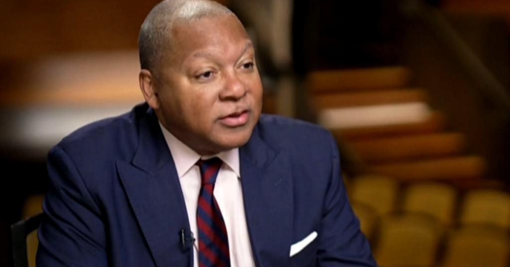 Wynton Marsalis Marks Major Career Milestone, Shares Views on Sentimentality