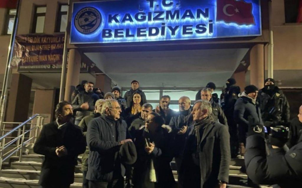 Government Appoints Trustee to Manage DEM-Led Kağızman Municipality