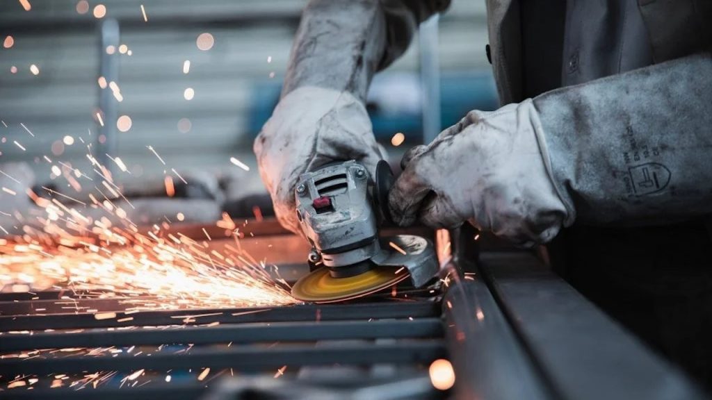 Turkey's Economy Projected to Grow 3.2% in 2024