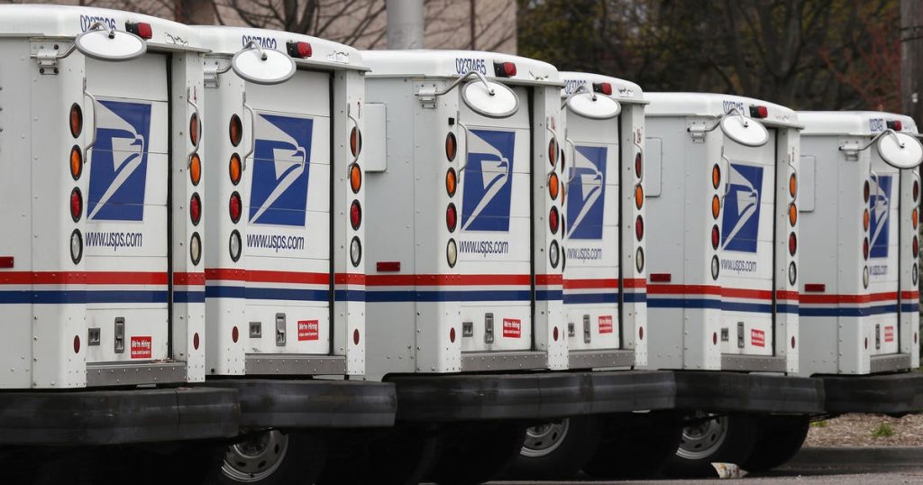 Trump Administration Explores Transfer of U.S. Postal Service to Commerce Department