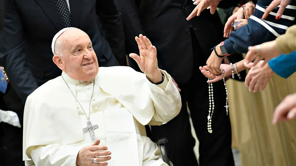 Pope Francis Continues Recovery in Hospital After Lung Infection Complicated by Kidney Issues