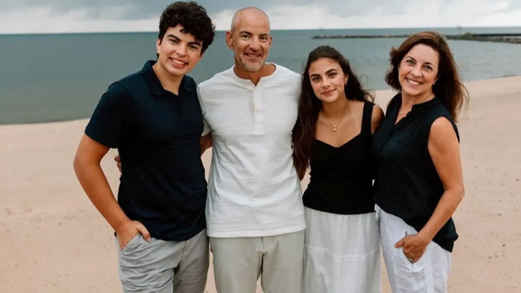 Strangers raise more than $150k for a man's life saving cancer treatment