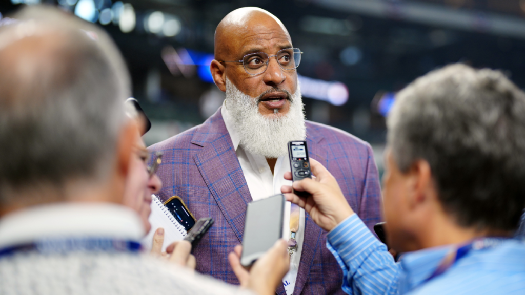 MLBPA's Tony Clark Criticizes Rob Manfred for Negative Lockout Remarks