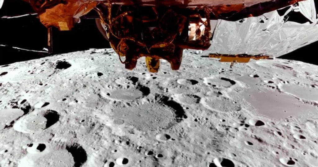 Firefly Aerospace's Blue Ghost Lander Set for Moon Descent Sunday