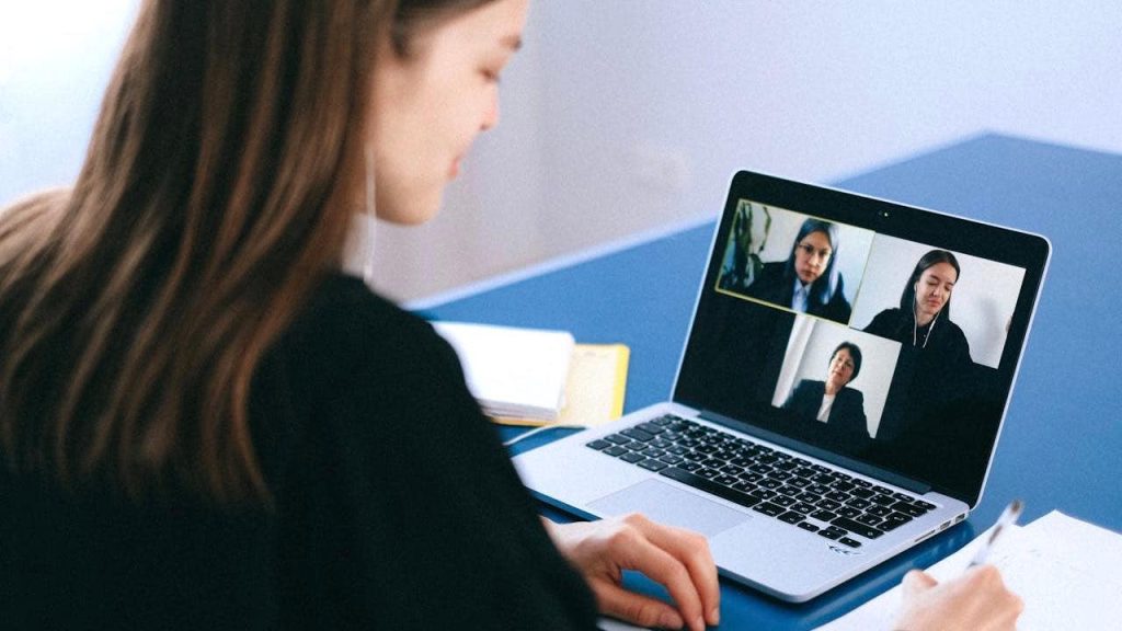Microsoft to End Skype Service After 14 Years