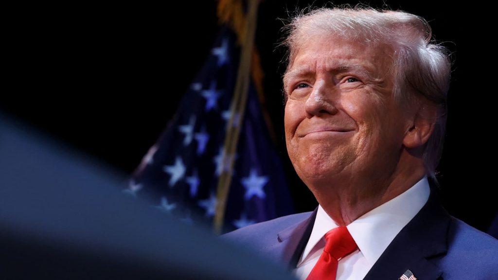 Trump Unconcerned About Automakers Raising Prices Amid Tariffs