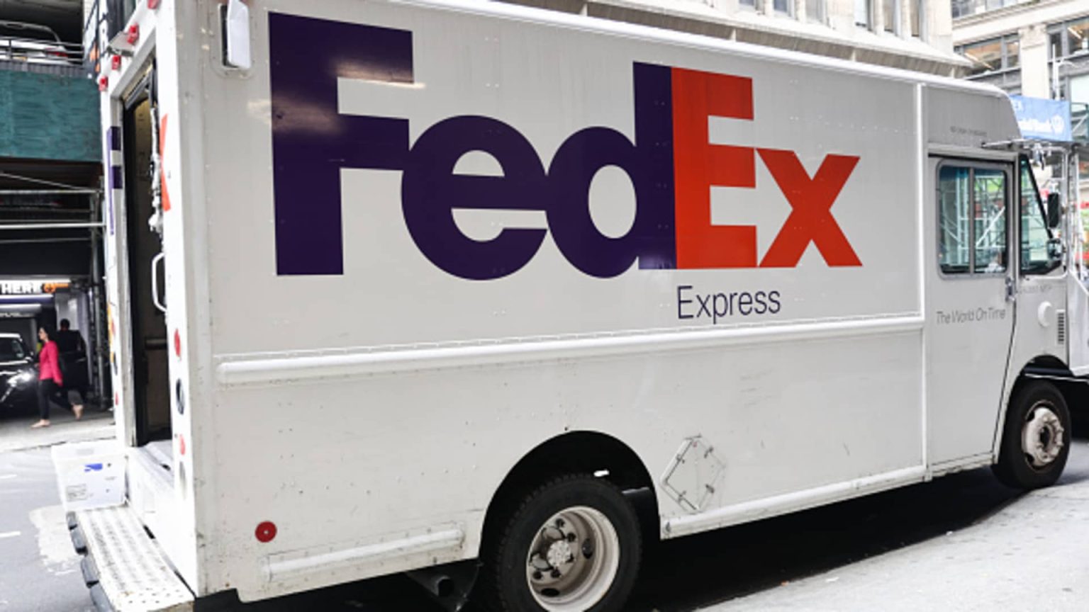 Stock Performance Overview: Key Insights on LEN, CLF, FDX, NKE
