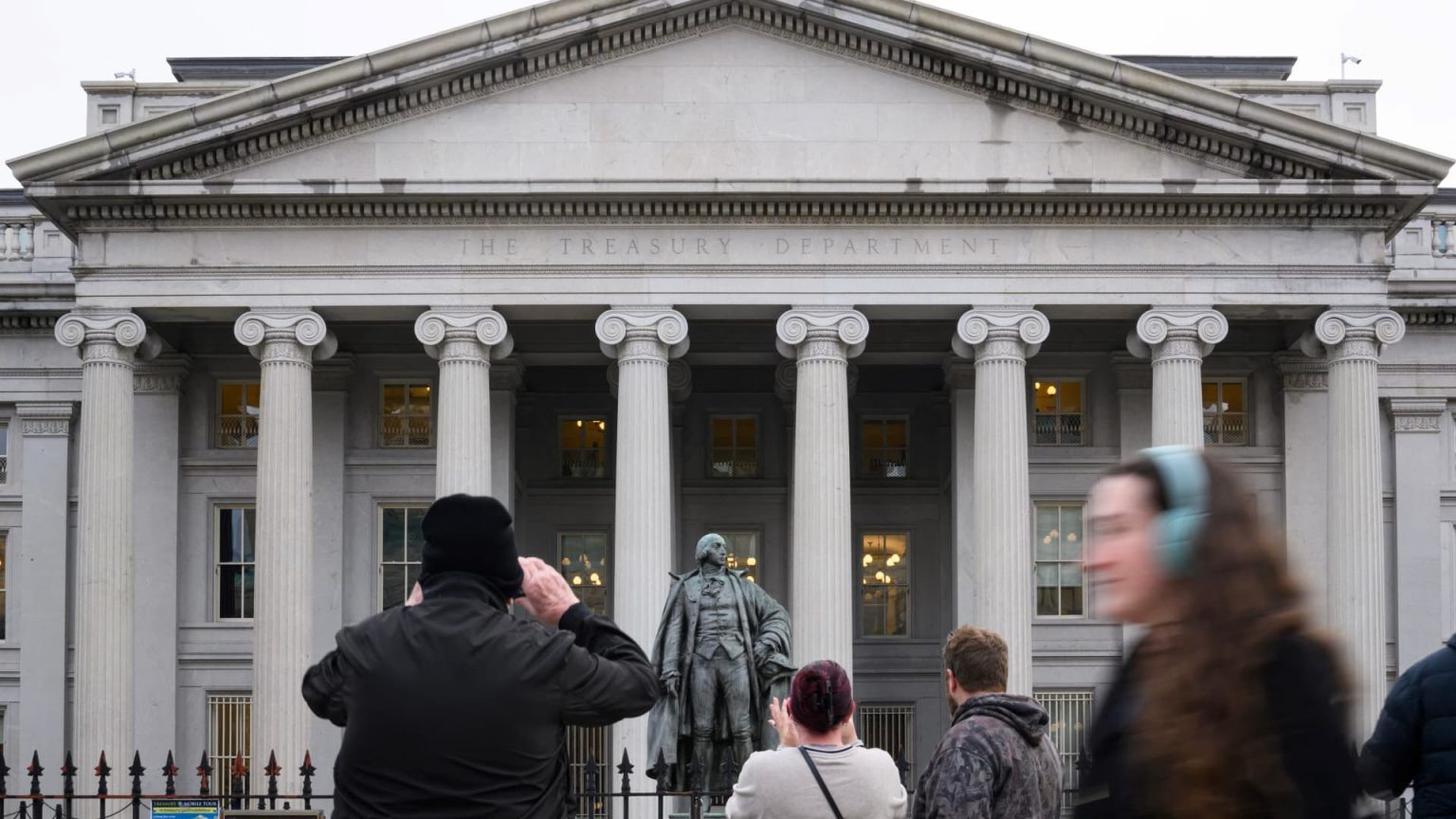Treasury Department Plans Significant Employee Layoffs