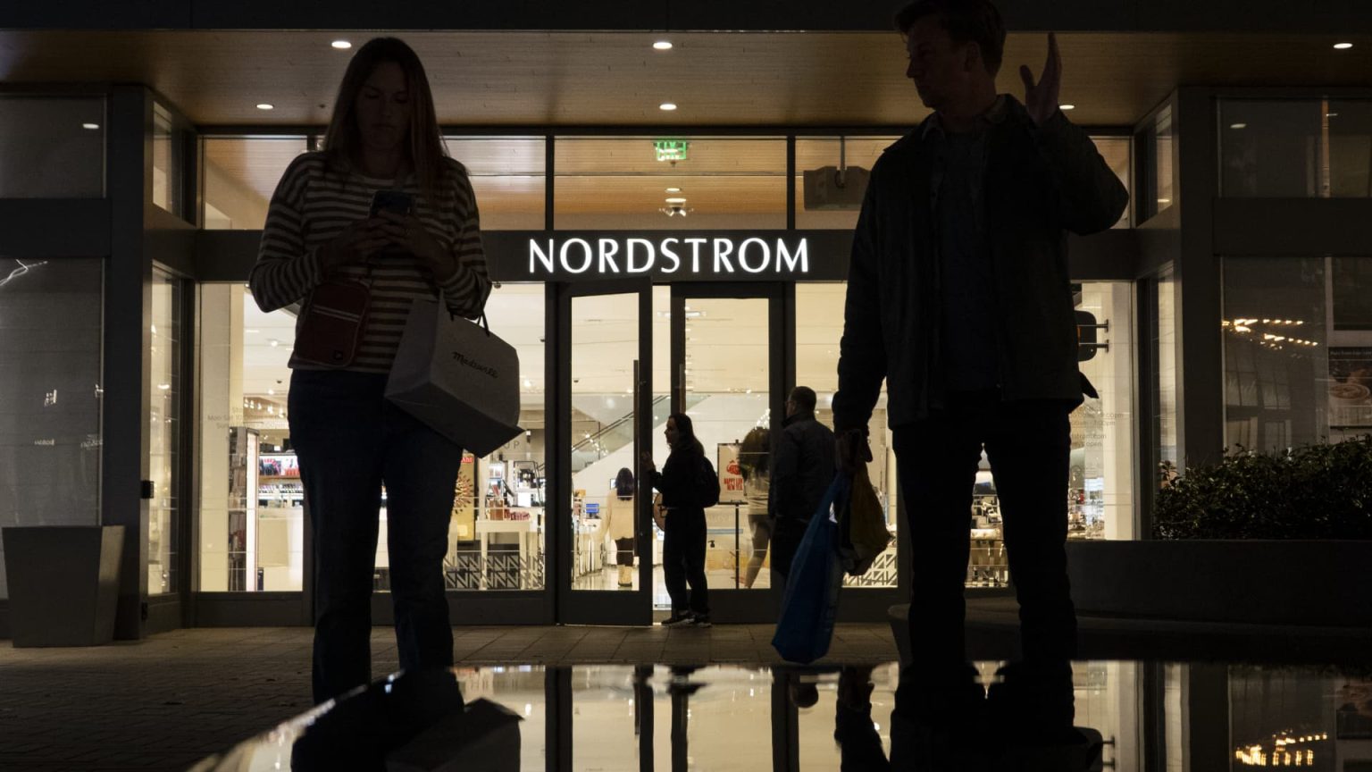 Consumer Confidence Reaches Lowest Point in 12 Years