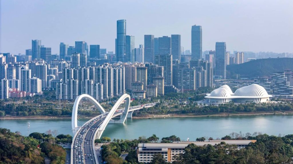 China Aims for 5% GDP Growth by 2025, Unveils Stimulus Amid Trade Concerns