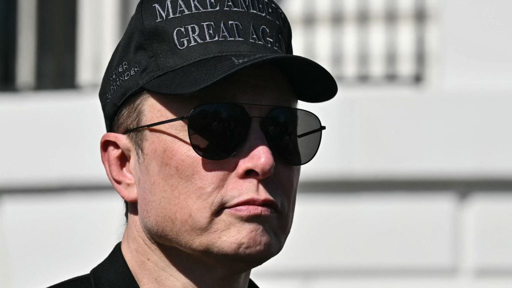 Musk Summoned in SEC Case Regarding Twitter Disclosure
