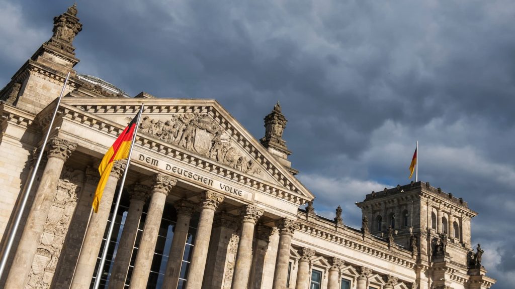 U.S. Tariffs Risk Pushing Germany into Recession, Warns ECB Officials