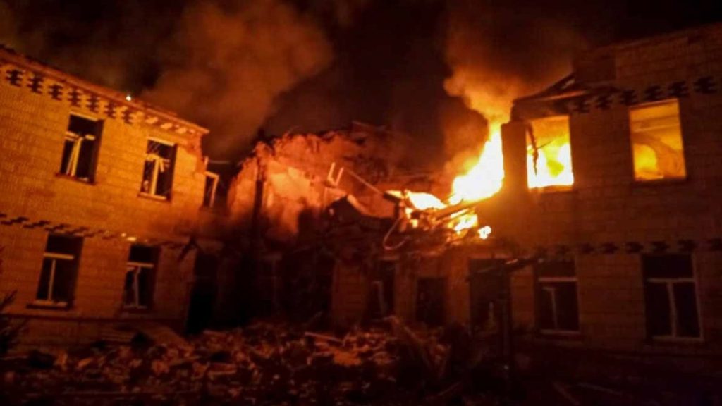 Trump and Zelenskyy Discuss Overnight Strikes Amid Russia-Ukraine Conflict
