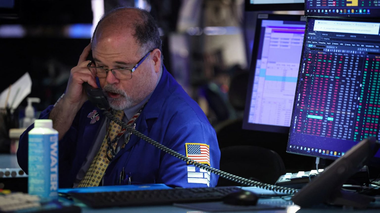 Market Underestimates DOGE's Negative Impact, Says Expert