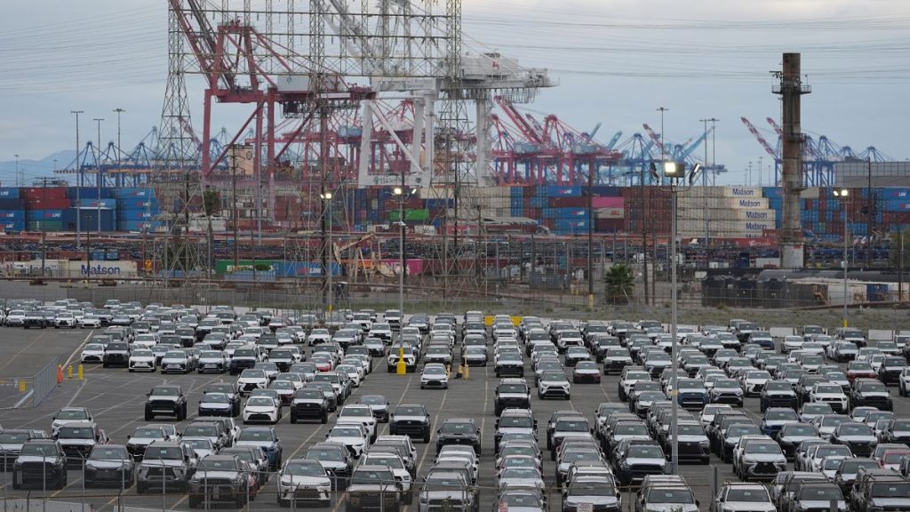 Trump's 25% Car Tariff Sparks Market Concerns Among EU Industry Leaders and Analysts