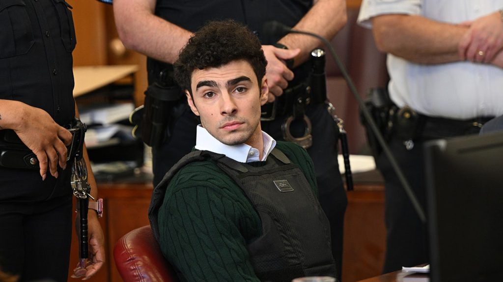 Man Receives Heart-Shaped Notes Before Court Appearance, Says DA
