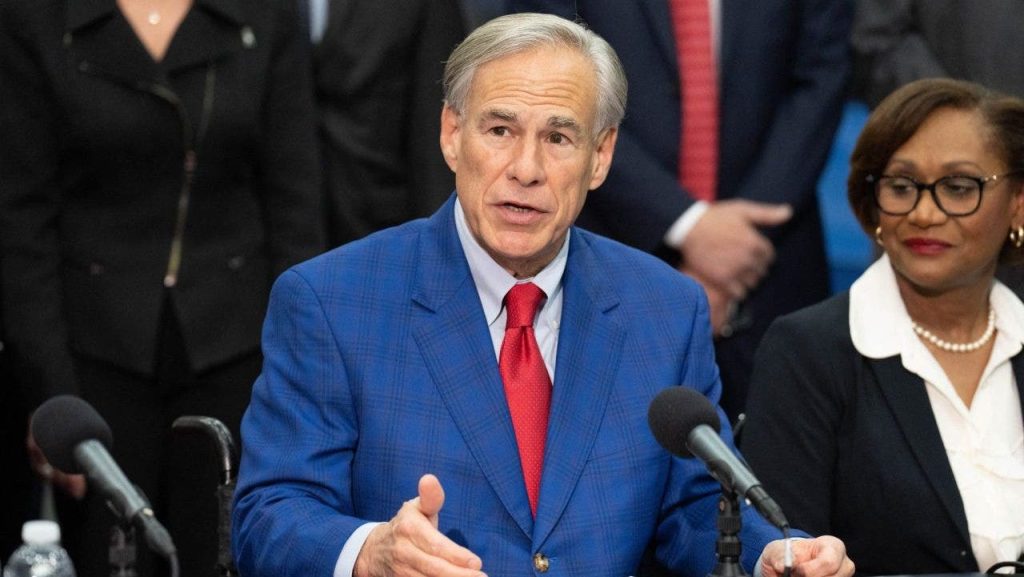 Texas Governor Mandates Full-Time Office Return for State Employees