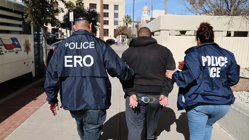 Minneapolis Lawyers Develop Strategies for Helping Undocumented Migrants Avoid ICE Actions