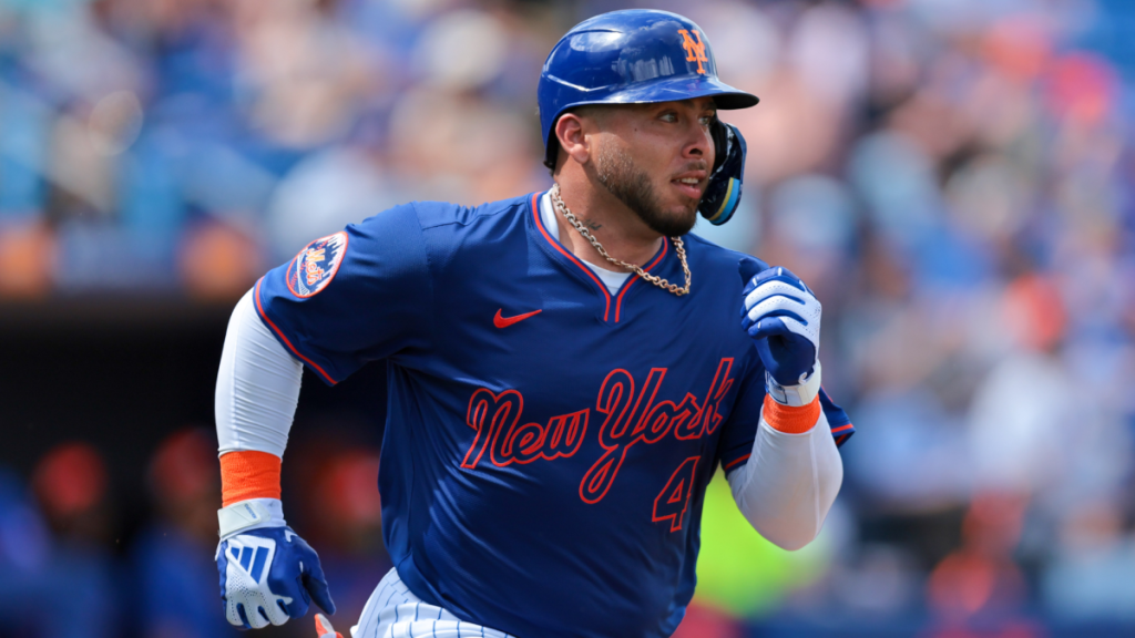 Mets Catcher Francisco Alvarez Out 6-8 Weeks Due to Hamate Bone Injury