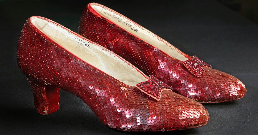 Minnesota Man Accused of Concealing Stolen "Wizard of Oz" Ruby Slippers Dies, Prosecutors Confirm