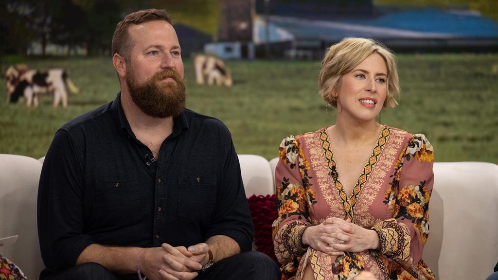 HGTV Star Confesses to Jealousy Over Messages from Women to Her Husband
