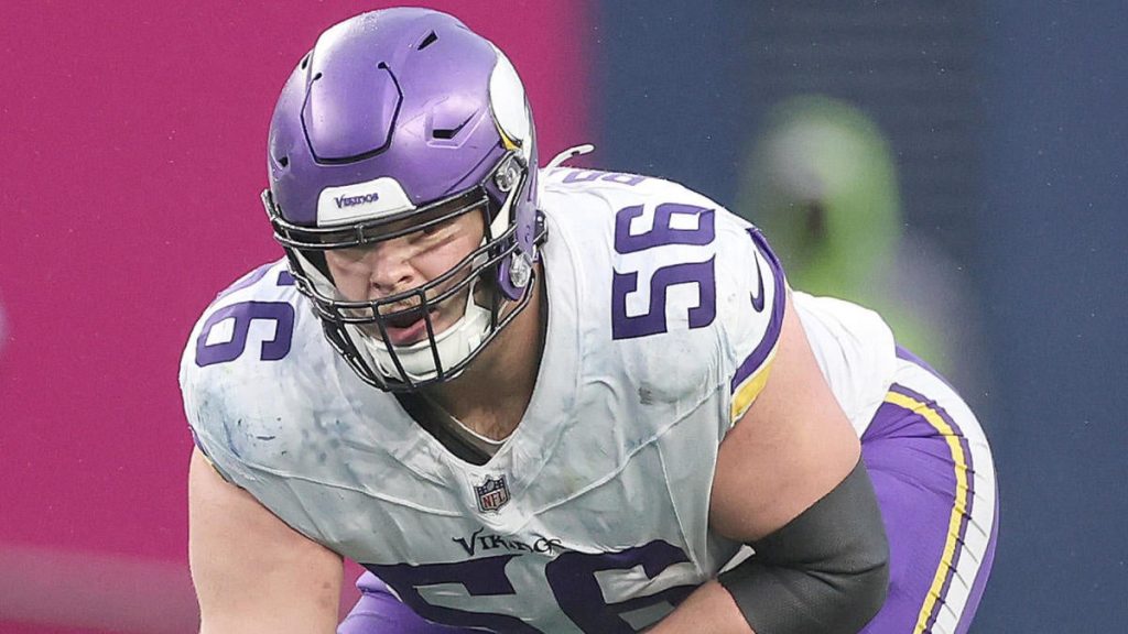 Patriots Bolster Offensive Line with Former First-Round Pick on Two-Year Deal in 2025 Free Agency