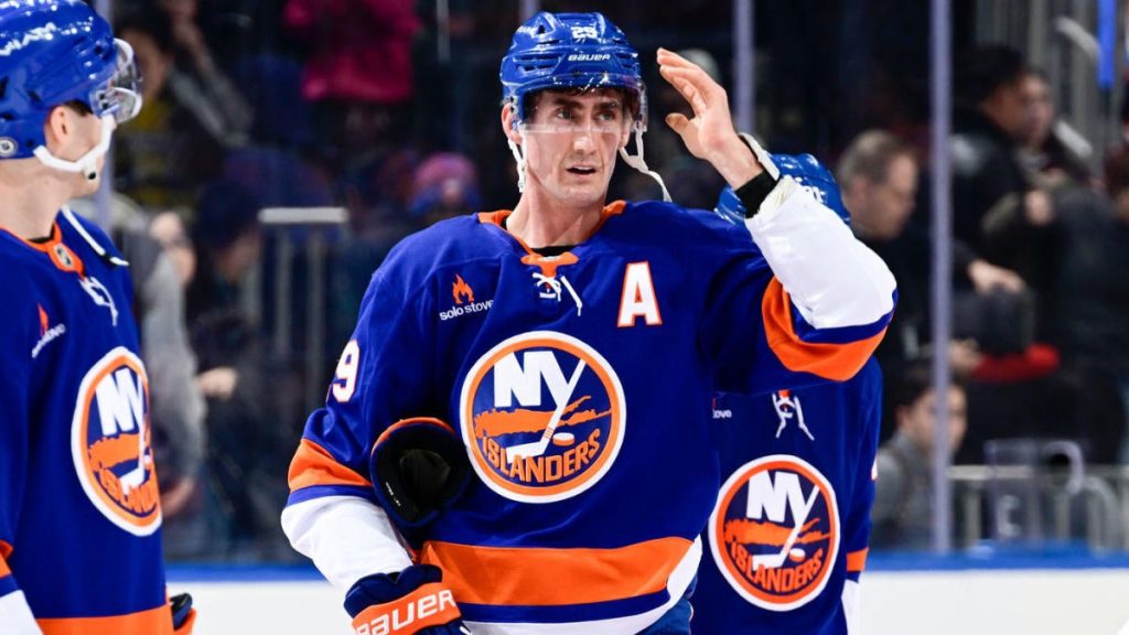 NHL Trade Deadline 2024-2025: Avalanche Acquire Brock Nelson, Lightning Reunite with Yanni Gourde