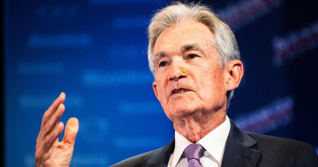Federal Reserve Maintains Interest Rates and Lowers Economic Growth Forecast