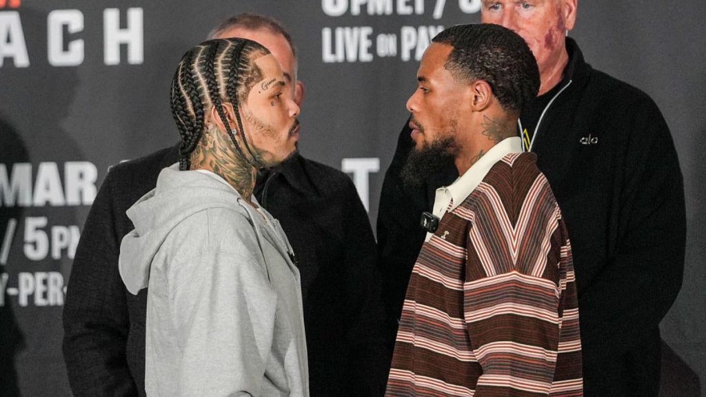 Davis vs. Roach Jr. Fight: Predictions, Odds, Undercard, and Start Time