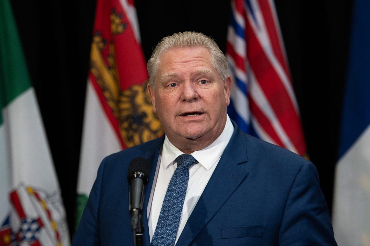 Canada Considers Halting Energy Exports to U.S.