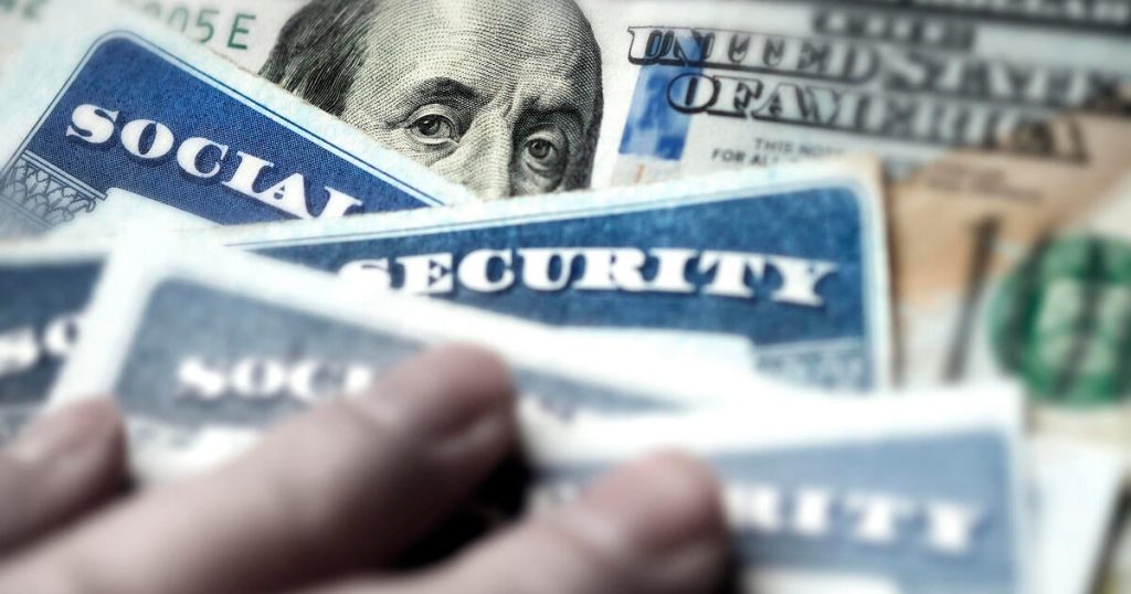 Social Security Administration to Reduce Toll-Free Phone Services