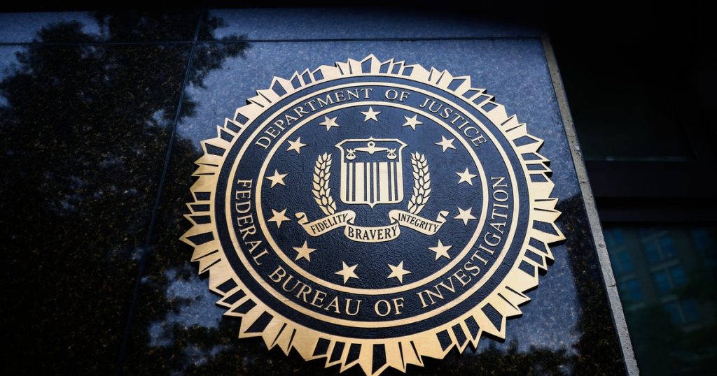 FBI Agent Charged for Leaking Confidential Records
