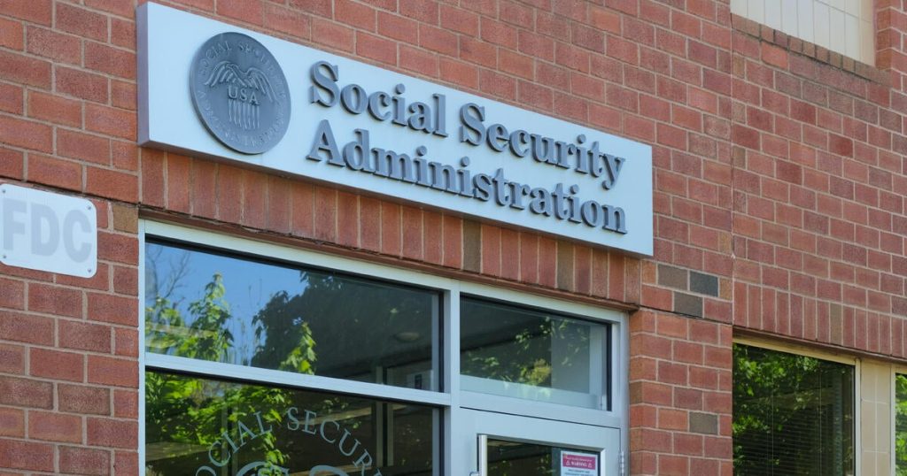 Former Commissioner Predicts 10,000 Social Security Workers May Accept Buyout Offers