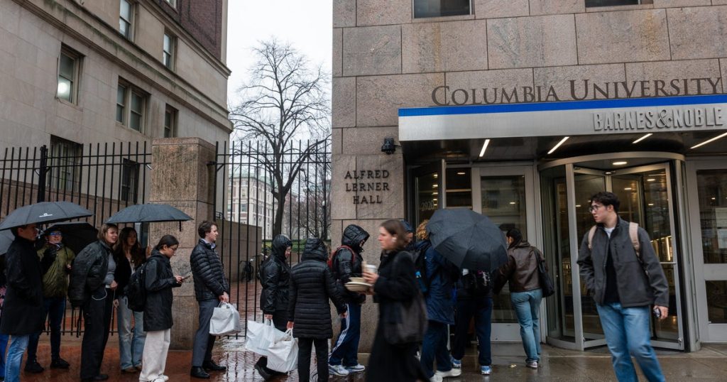 Judge Halts Deportation of 21-Year-Old Green Card Holder Linked to Columbia Protests