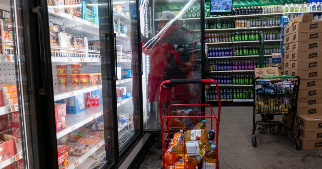 Poll Reveals Growing Economic Pessimism Among Americans