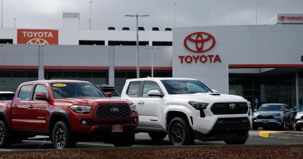Automakers at Risk from Proposed 25% Tariffs Under Trump