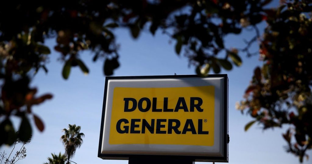 Dollar General Reports Customers Struggling to Afford Basic Necessities Dollar General Reports Customers Struggling to Afford Basic Necessities