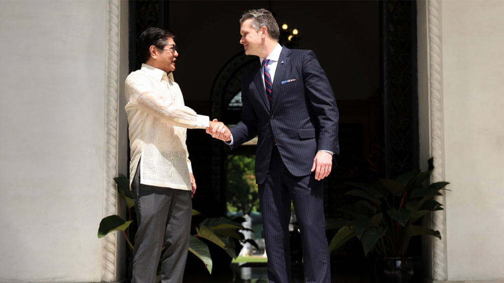 US to Strengthen Ties with Philippines to Counter China Influence