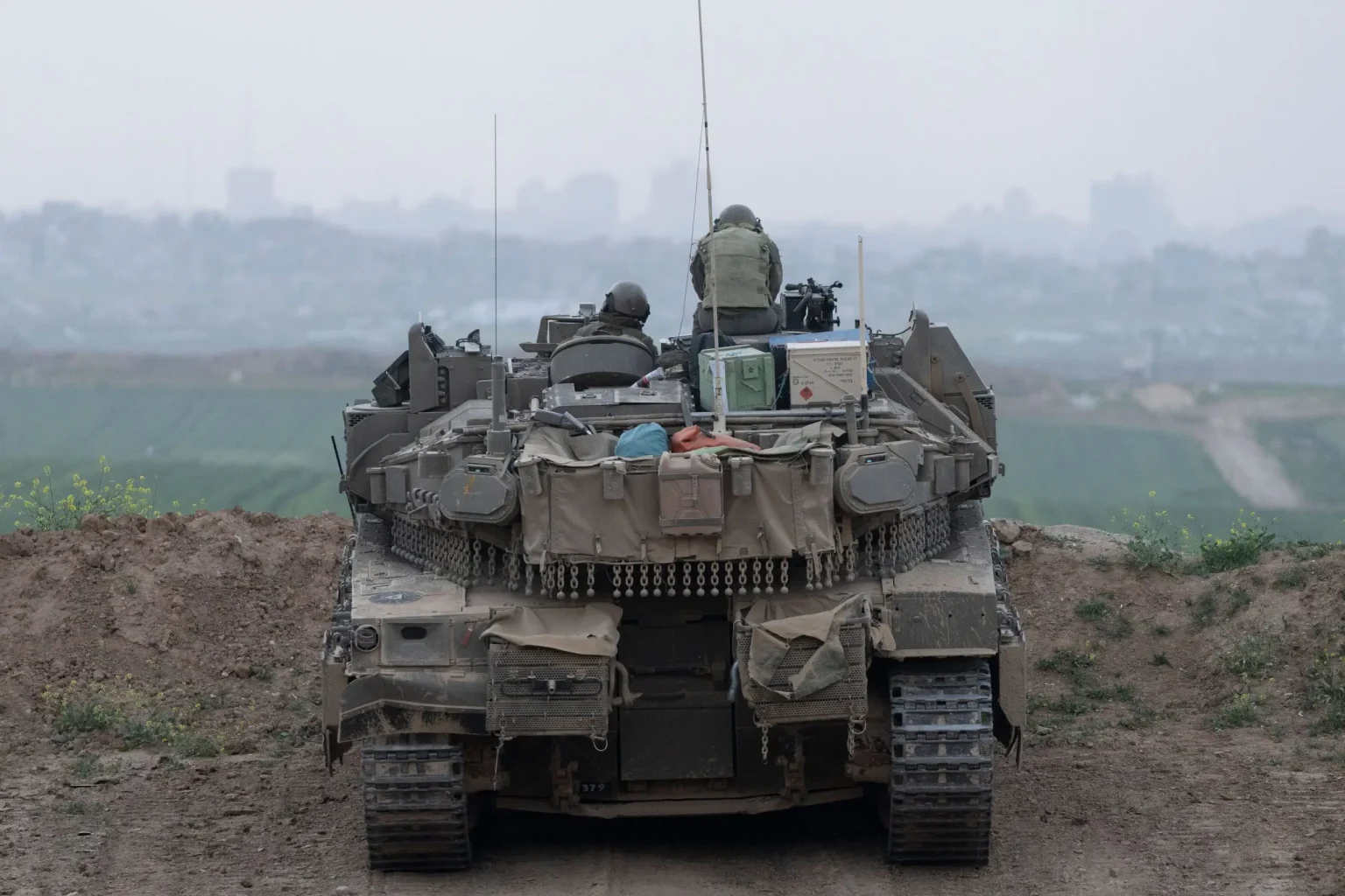 Israeli Troops Reenter Gaza City, Enforce Blockade