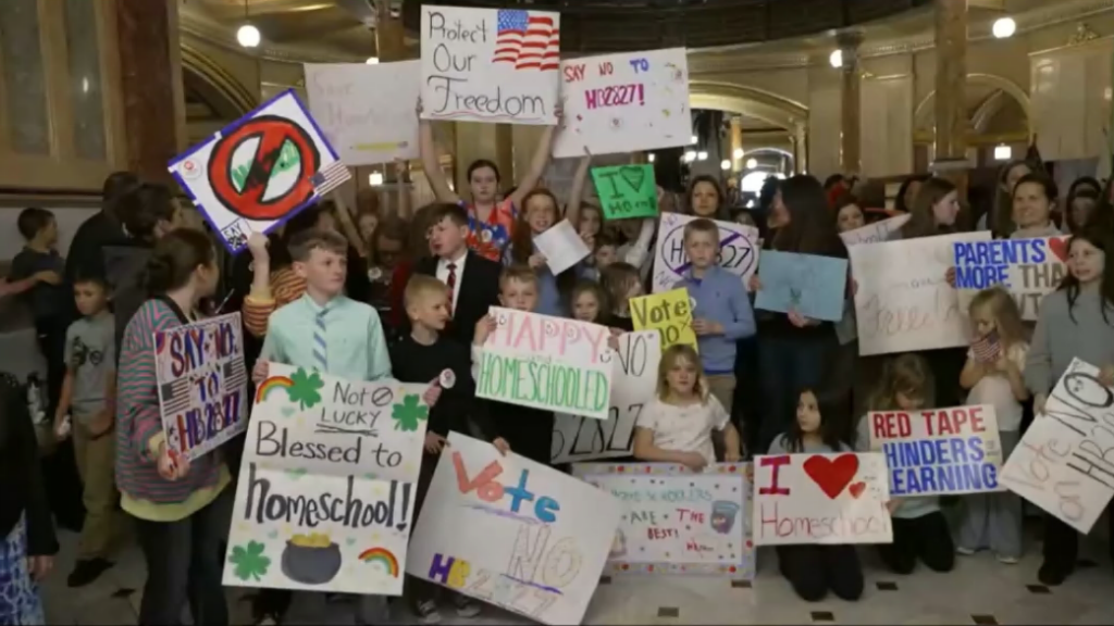 Illinois Homeschooling Families Rally Against Education Bill at State Capitol