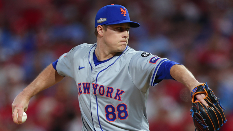 Cardinals Sign First Major-League Contract of Winter Amid MLBPA Attention