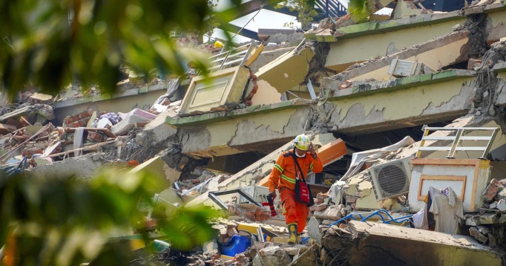 Myanmar Earthquake Death Toll Exceeds 2,000 as Damage Assessment Continues