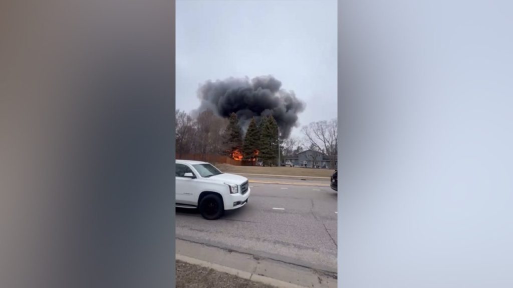 Plane Crash in Minneapolis Leads to House Fire