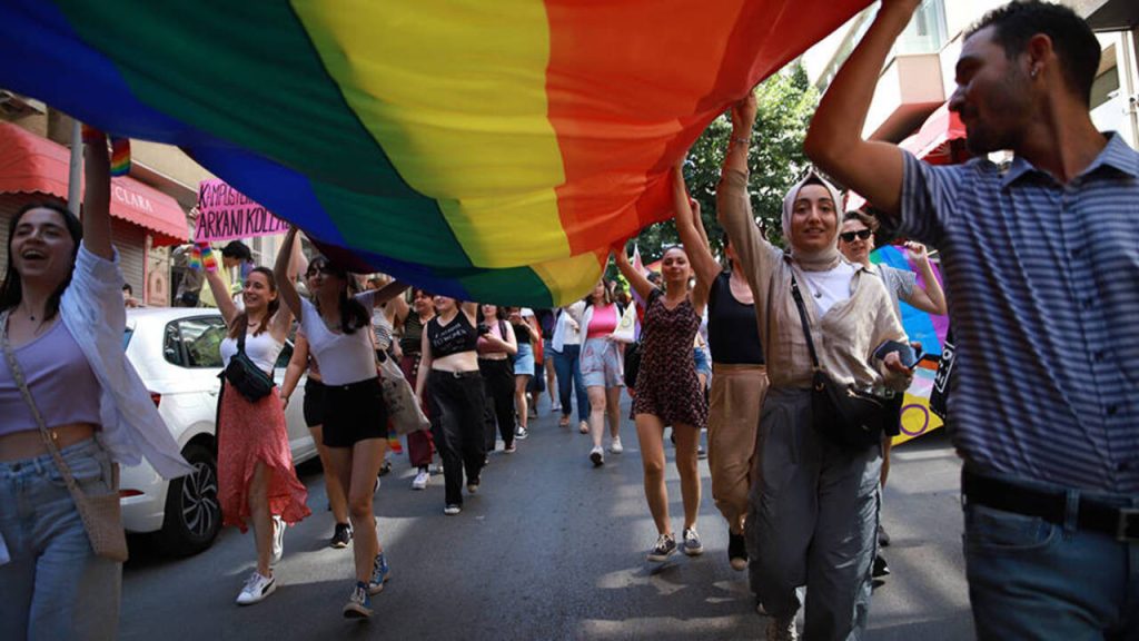 Turkish Government Aims to Criminalize LGBTI+ Identities