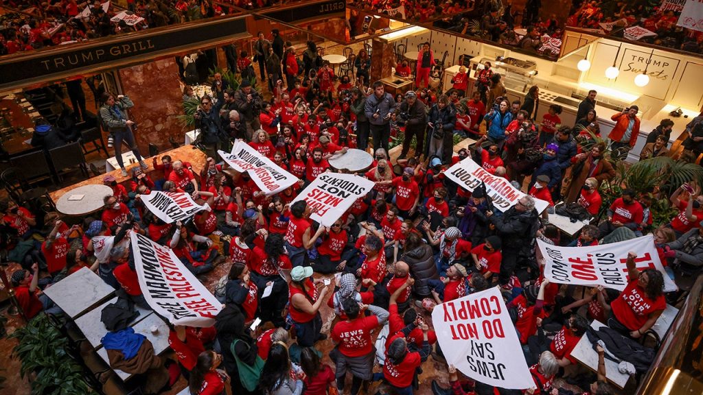Protesters Support Mahmoud Khalil by Occupying Trump Tower Lobby