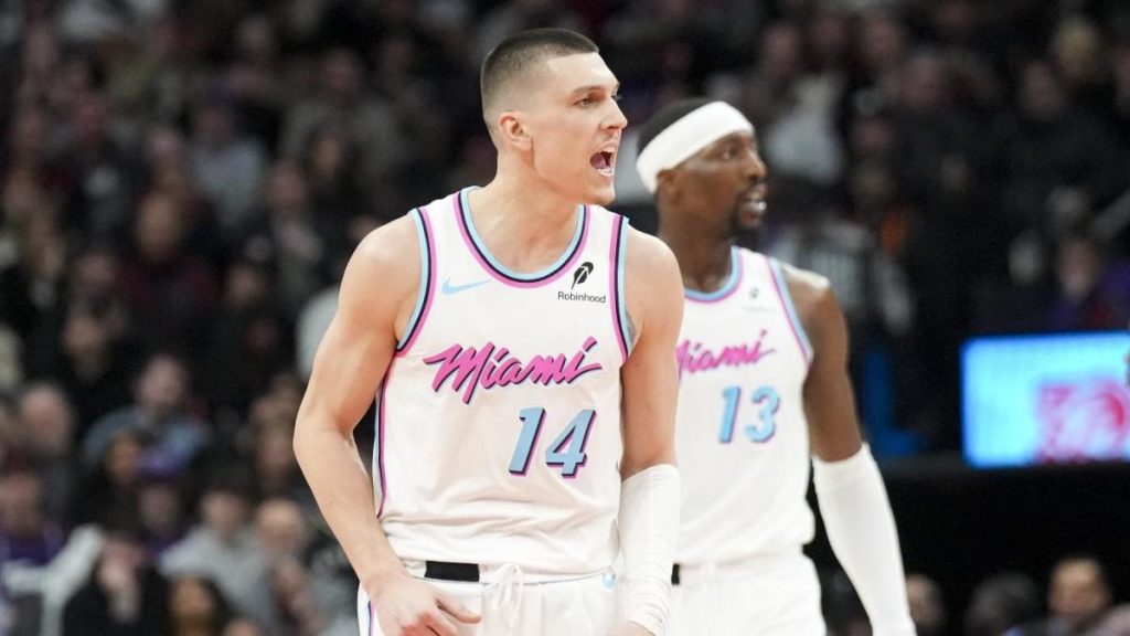 Top Free NBA Prop Bets for March 7: Model Predicts Under 25.5 Points for Tyler Herro and More
